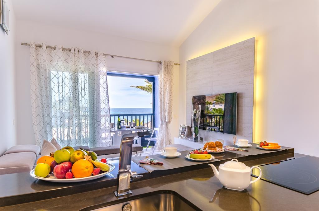 Lidia & Paco Home Two Bedrooms Beachfront Playa Del Aguila  Kültér fotó