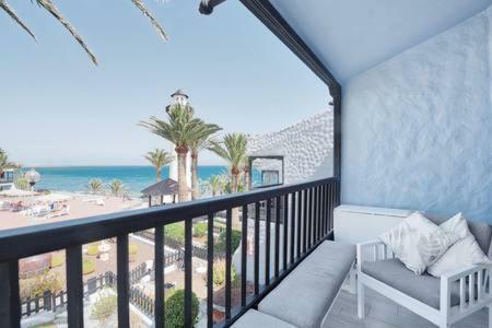 Lidia & Paco Home Two Bedrooms Beachfront Playa Del Aguila  Kültér fotó